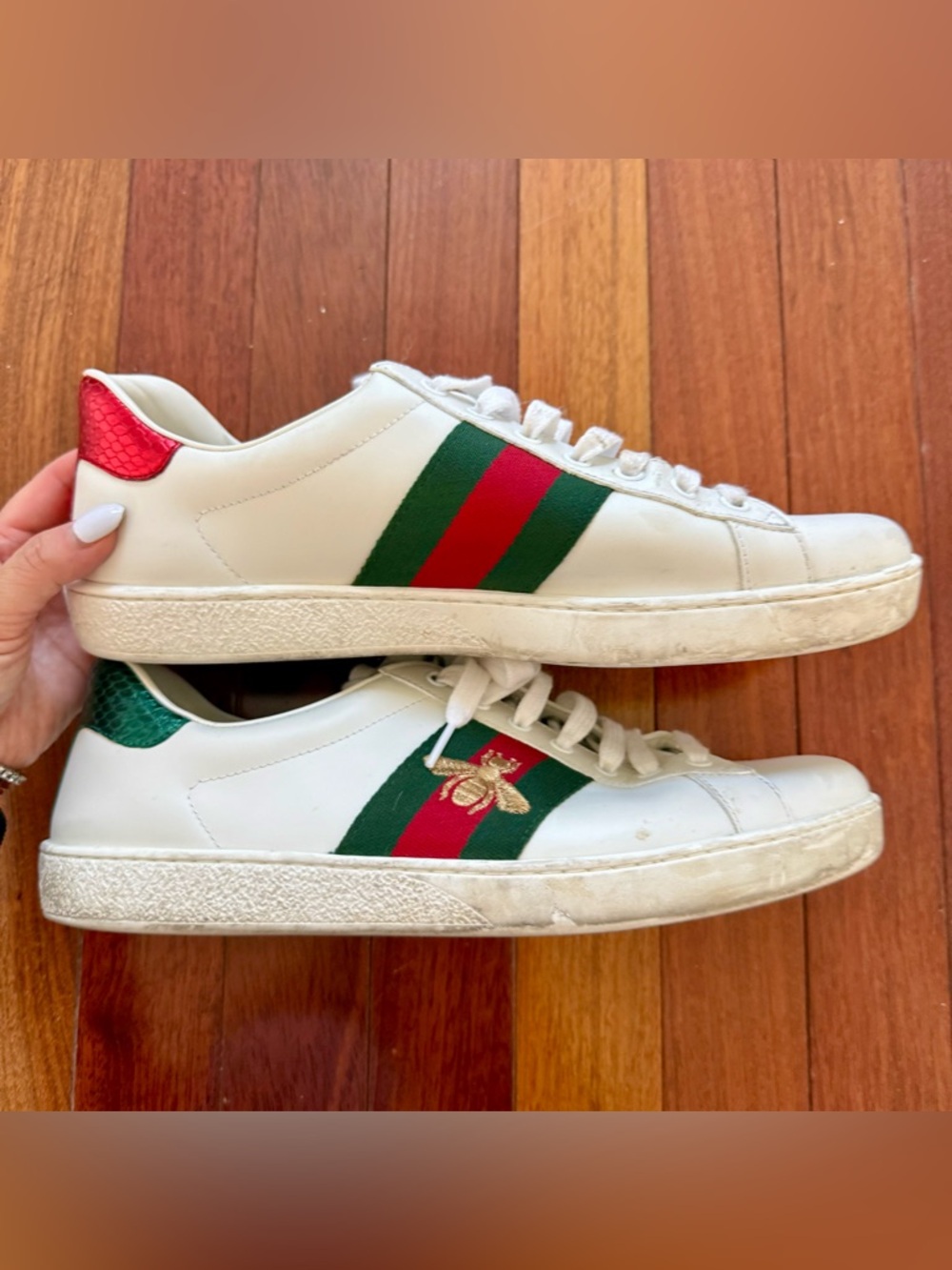 Men Gucci White Leather Ace Bee Sneaker size 9 - Picture 3 of 7